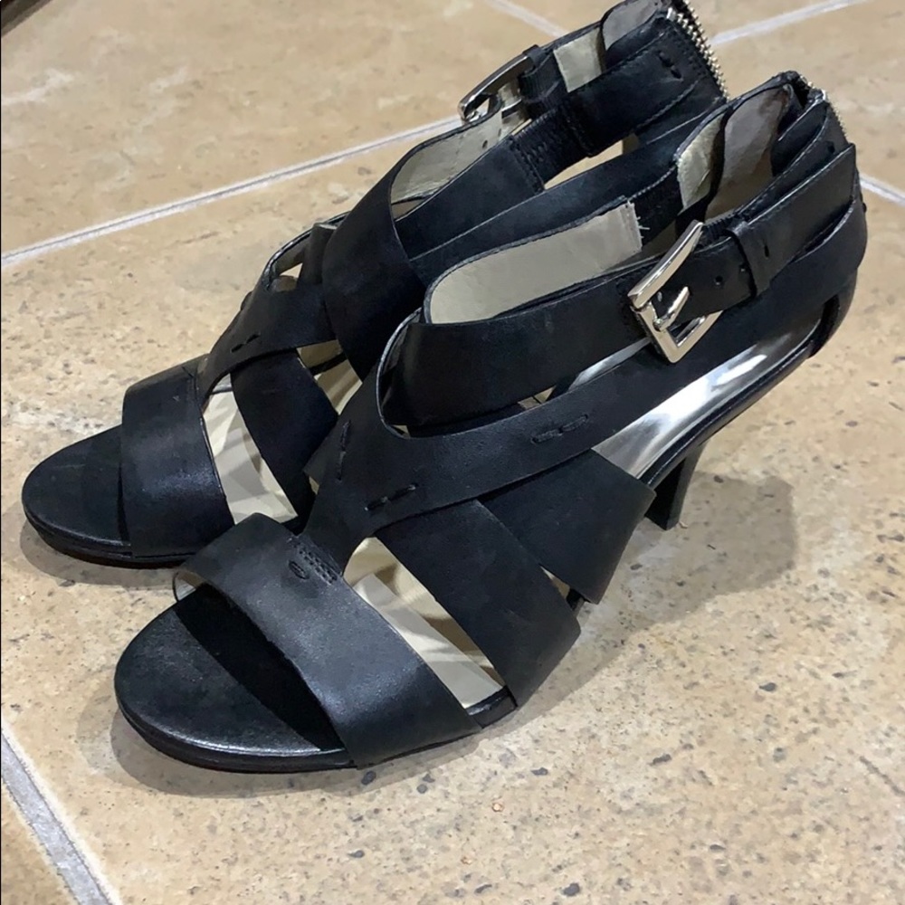 Black straps heels!